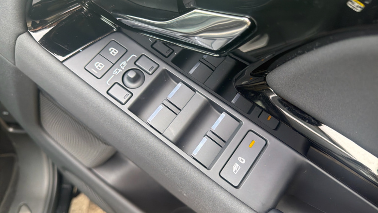 Land Rover Range Rover Evoque 2.0 D200 Edition 5dr Auto Diesel Hatchback